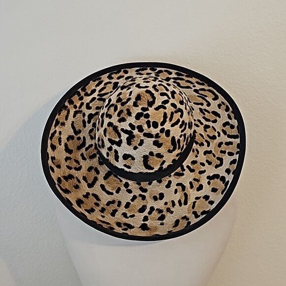 CHAPEAU CREATIONS CHEETAH PRINT HAT - Picture 1 of 9
